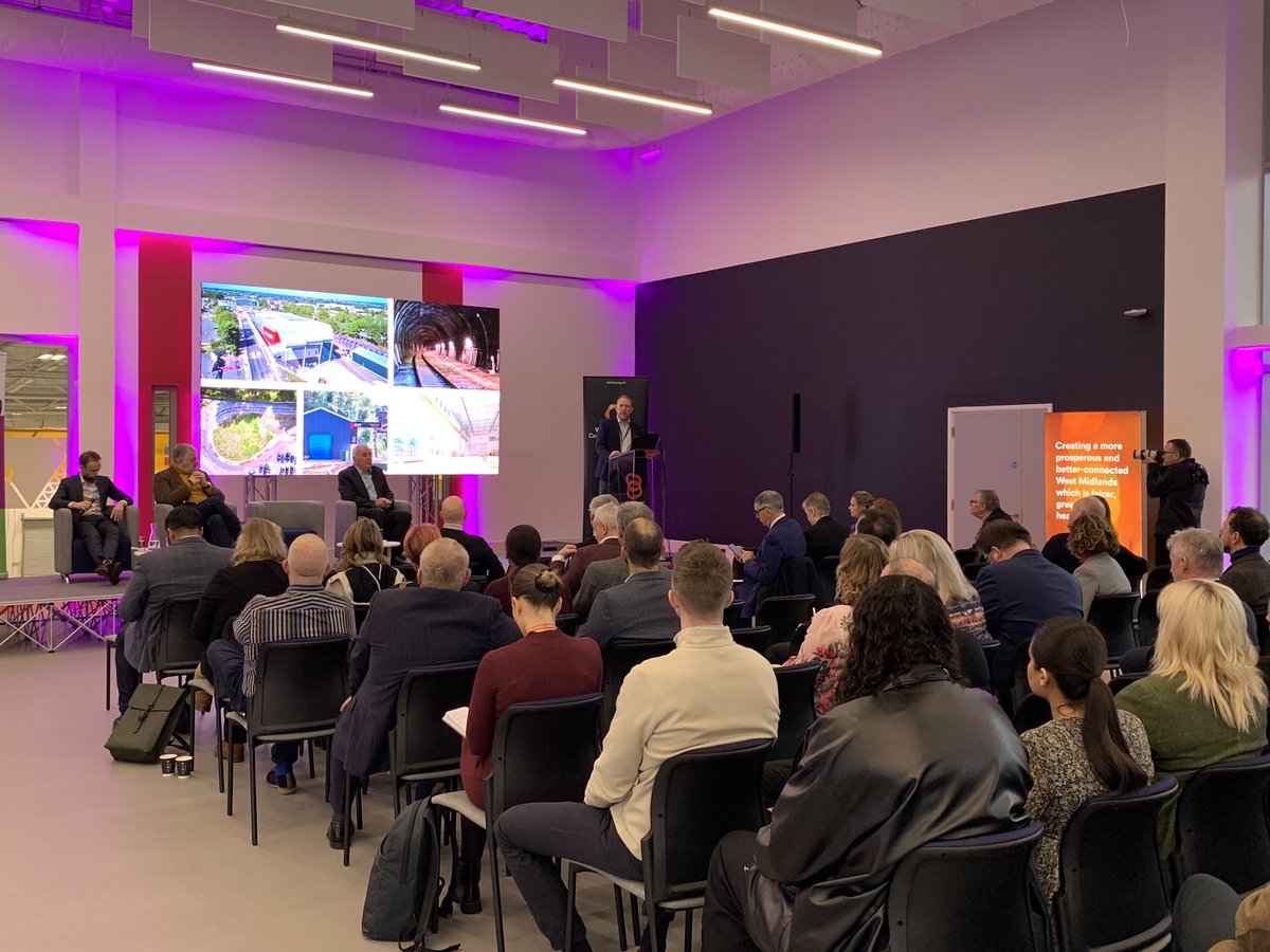 We are at the #InnovateLocal event today <a href="/BCIMO1/">BCIMO</a> in Dudley! Come along to meet our local Business Growth Advisers &amp; find out about the FREE support available for your business! <a href="/OI_Advice/">Oxford Innovation Advice</a> @DudleyBusiness1 <a href="/BizGrowthWM/">Business Growth West Midlands</a>