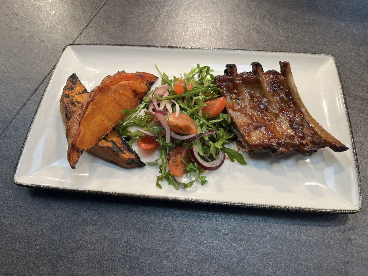 More delicious menu items from our brand-new menu in the Kensington Restaurant 

Book with us here
bit.ly/3ELubnI