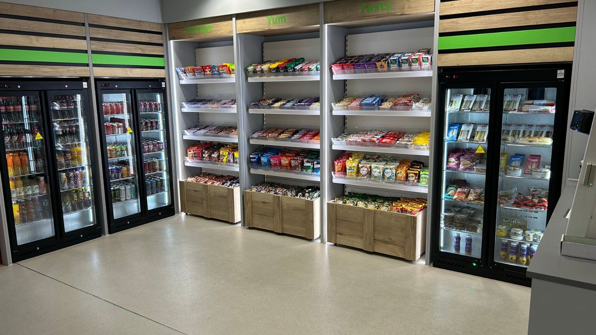 coinadrink's tweet image. Brightening up a miserable morning by making a personal visit to one of our most respected clients! Great job to the team for managing this site so well 👍

loom.ly/itkMEmM

#SiteVisit #VendingServices #MicroMarkets #BreakoutAreas #EmployeeWellbeing #Staffordshire