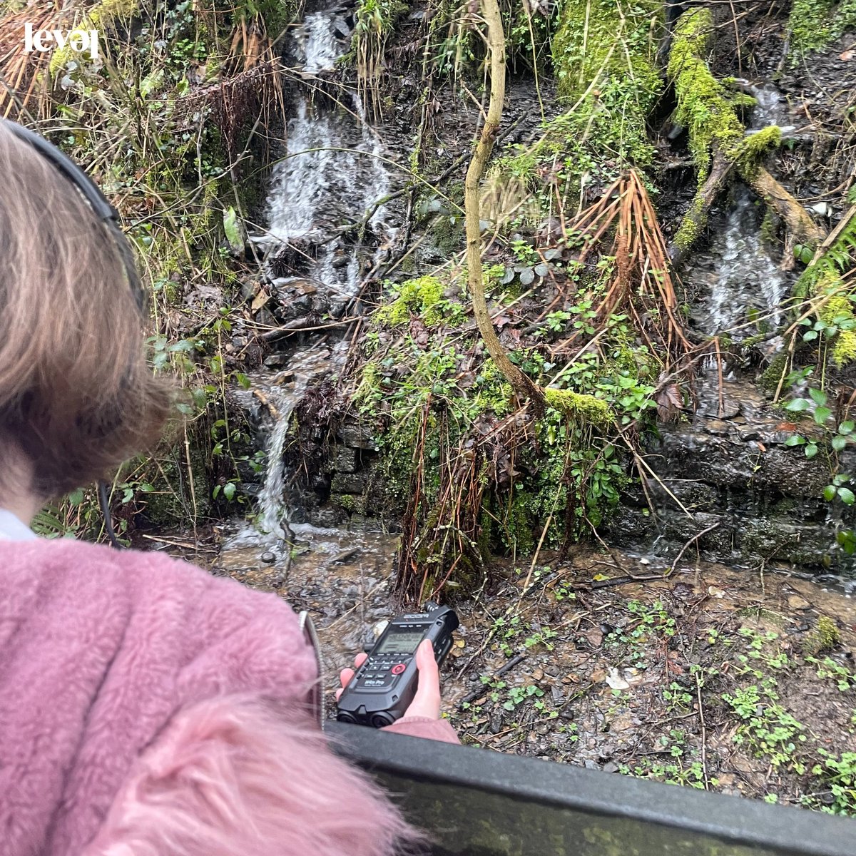 levelcentre's tweet photo. Yesterday our LEVEL Makes group recorded and explored different sounds in and around our building. They went for a walk down the White Peak Loop and found lots of interesting sounds including a lovely waterfall!
#LEVEL #LEVELMakes #Sound #Creativity #Waterfall #LearningDisabled https://t.co/u8IOGIo2GN