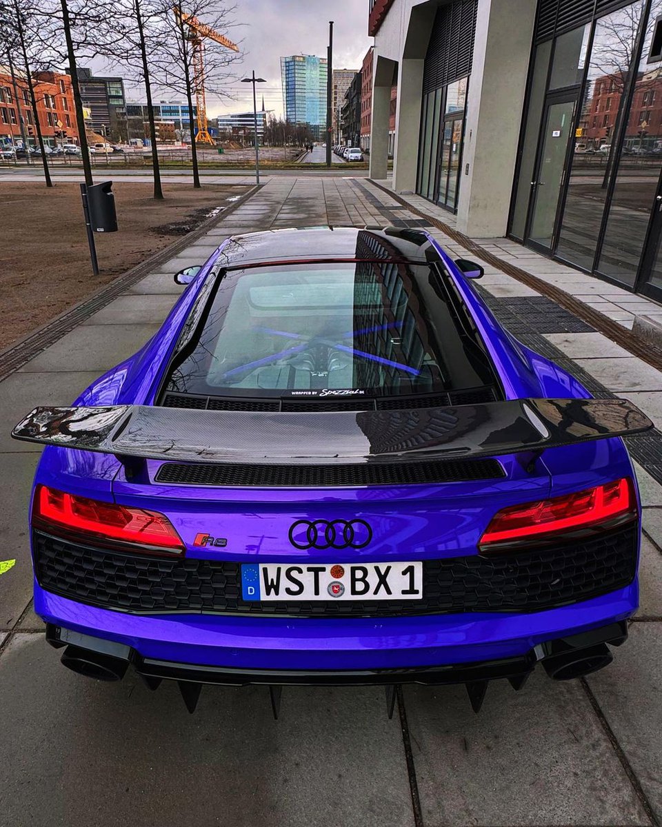 Audi R8 V10 Performance 😈