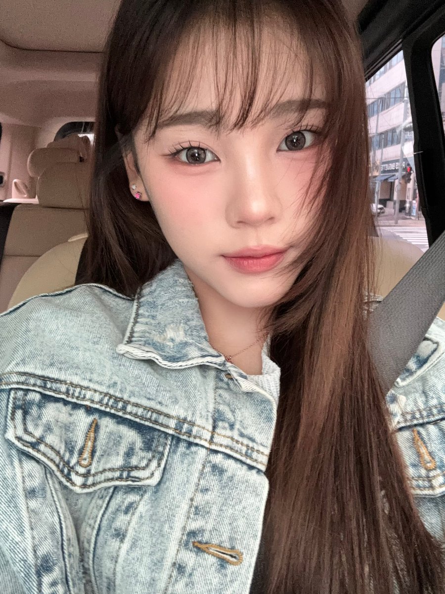 CSR_offcl's tweet photo. Happy SIHYEON Day🩵

#첫사랑 #CSR #시현 #SIHYEON

#오느른_나애_생일 
#축하해_나_자신 
#고마워_내_사랑_마음

#예함이도_축하한대_시현아 https://t.co/fVWsR9Q7hH