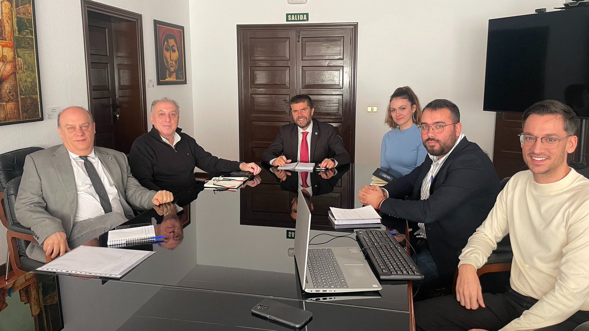 Asociación Jóvenes por la Investigación Tenerife tweet media