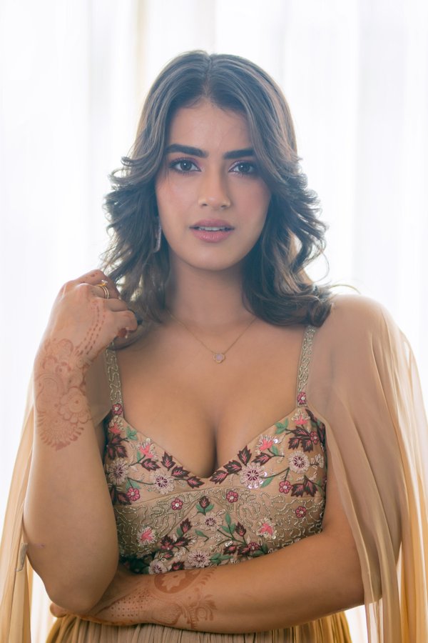 GIdntWXWsAA-MkI?format=jpg&name=900x900