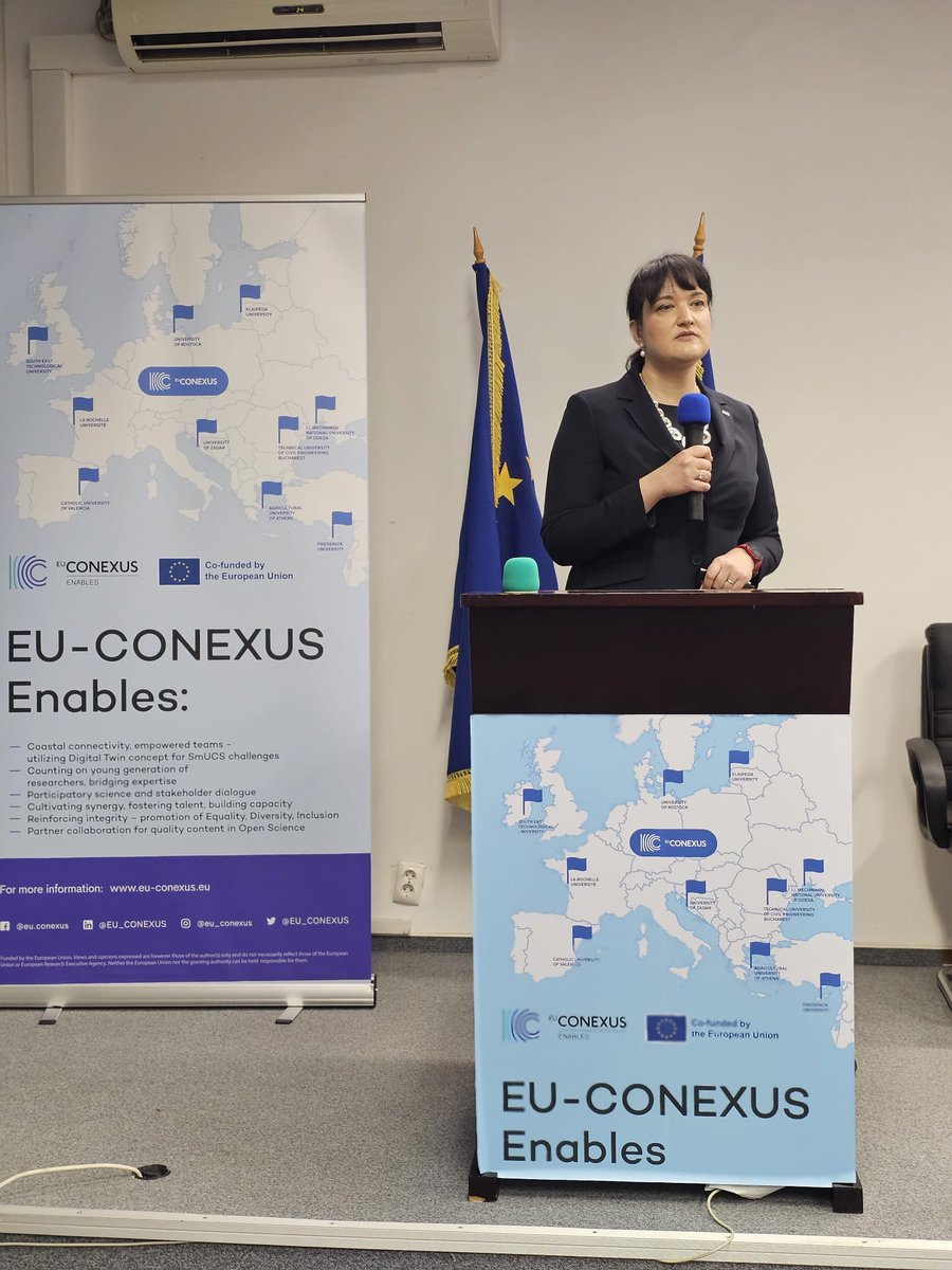 EU_CONEXUS's tweet photo. 🚀"I'm excited that boosting innovation will start with driving the #young generation of #EUCONEXUS researchers for upskilling and trans-European cooperation"
🗣️Ilinca Nastae, presenting the vision of #ENABLES project https://t.co/UontUjZTvU