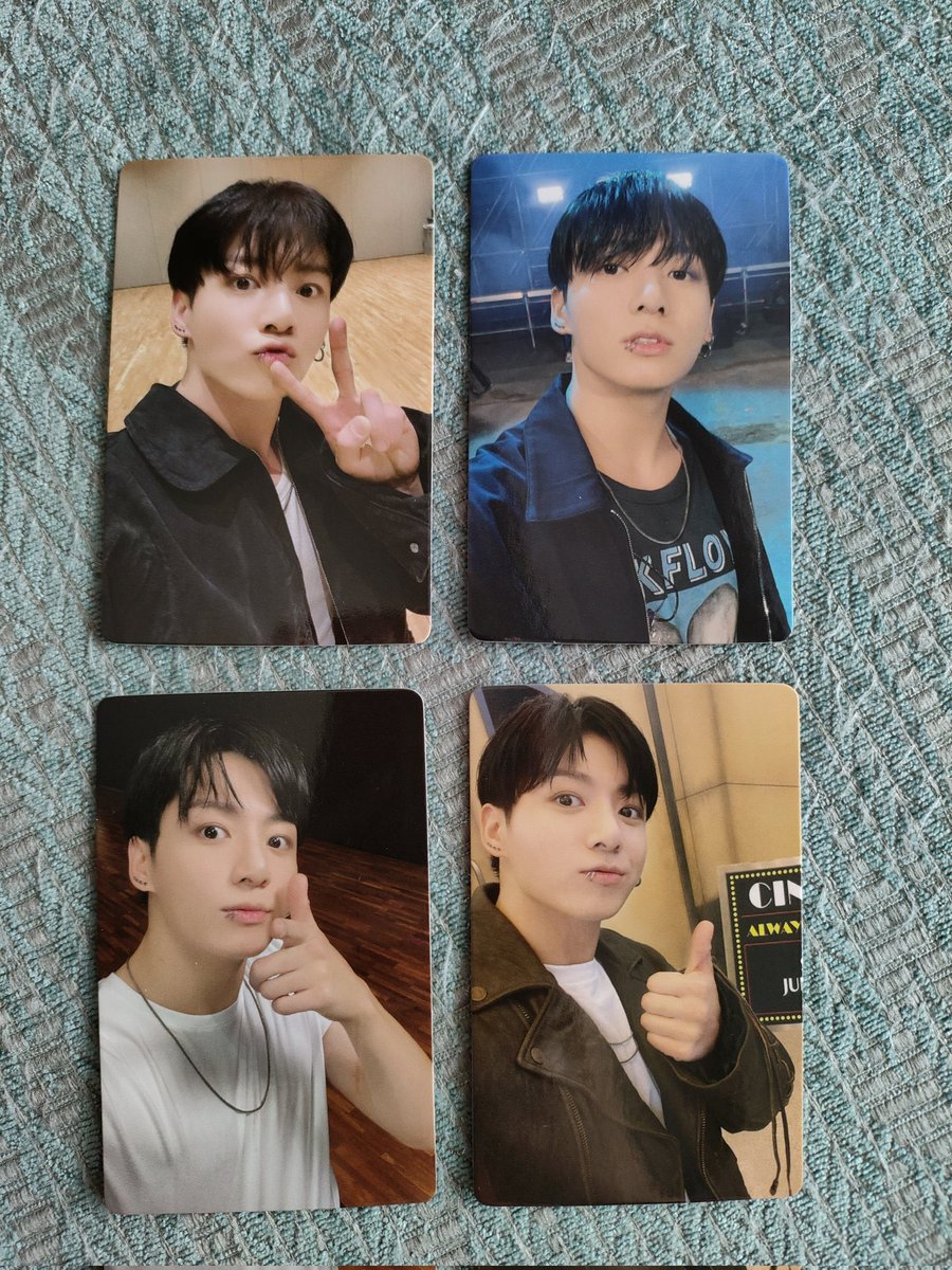 frombubbles_'s tweet photo. wts lfb ph

jungkook yzy golden tingi 

• ₱800 
• onhand ph supplier 
• dop: march 30 

t. jk yizhiyu luckydraw ld lds pc photocard https://t.co/ZRQd2cCe68
