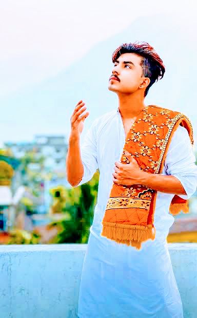 Well friends, today I have observed my first fast. 🌹Inshallah I will keep all of them in future too ♥🌹