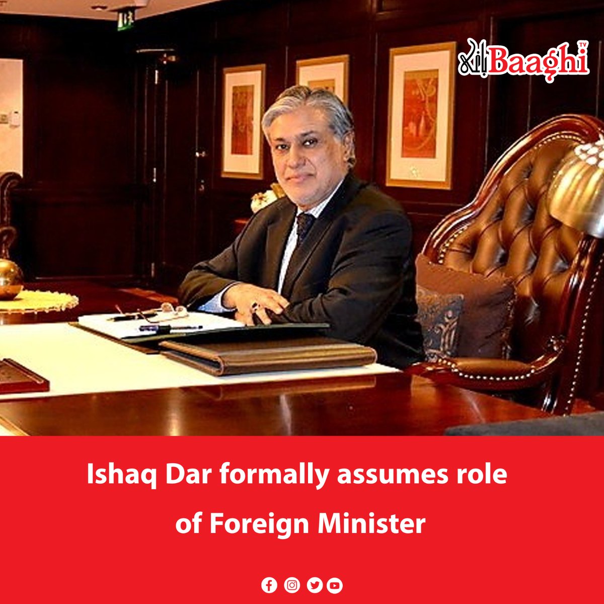 BaaghiTV's tweet image. Ishaq Dar formally assumes role of Foreign Minister

en.baaghitv.com/ishaq-dar-form…

#BaaghiTV #IshaqDar #Formally #Assumes #ForeignMinister #NewGovernment