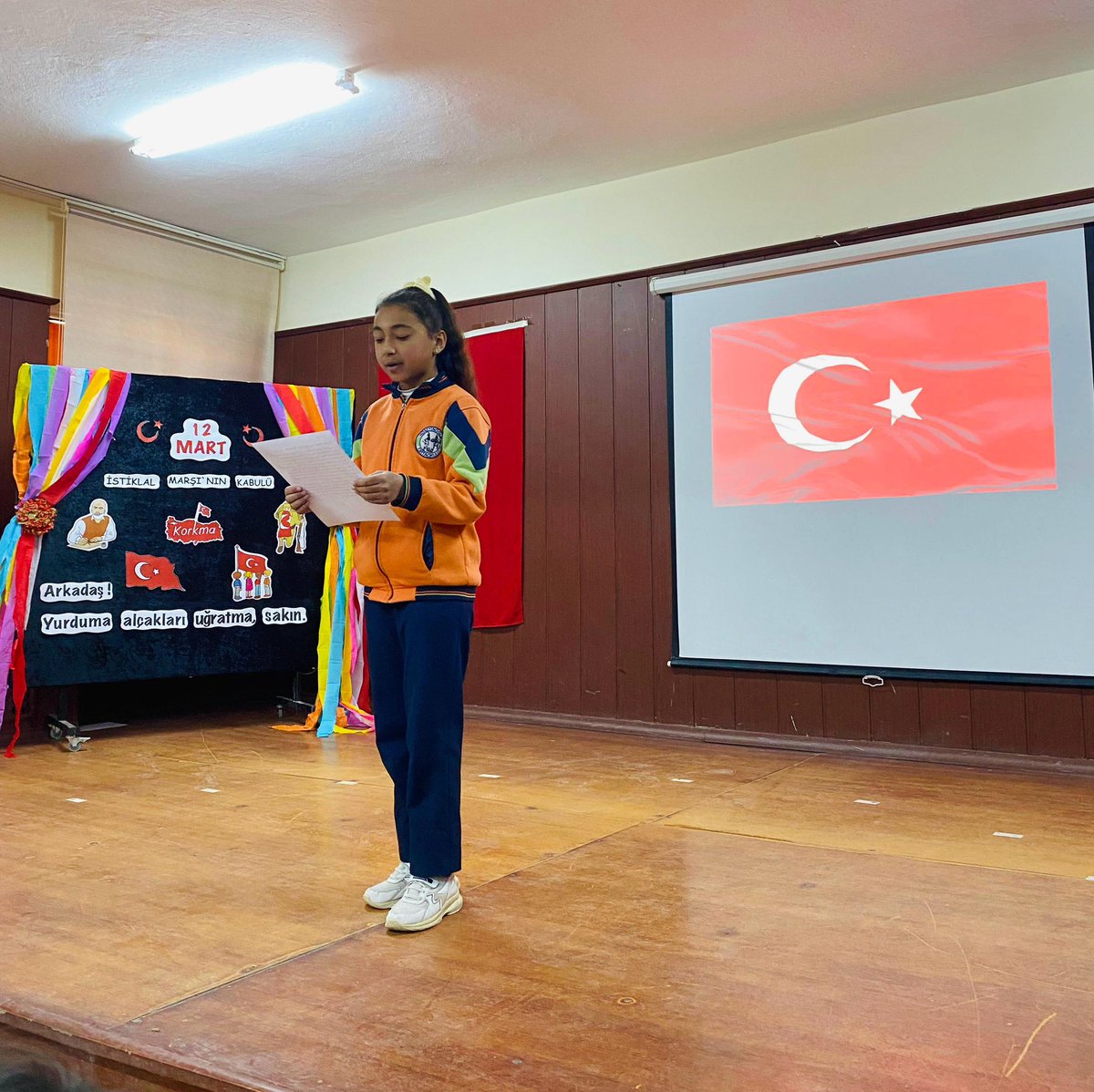 12 Mart İstiklal Marşı'nın kabulünün 103. Yılı dolayısıyla okulumuzda kutlama programı düzenlendi. Emeği geçen tüm öğrencilerimize ve 3. Sınıf Öğretmenimiz Güler Hoca'ya teşekkür ederiz 👏🇹🇷  <a href="/KilisMem/">Kilis İl Millî Eğitim Müdürlüğü</a> <a href="/musabeylimem79/">Musabeyli Milli Eğitim Müdürlüğü</a> <a href="/79musabeyli/">Musabeyli Kaymakamlığı</a> <a href="/mehmetkankilinc/">M.Kankılınç</a>