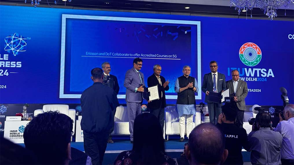 dterminalIN's tweet photo. Ericsson Partners with DoT to Provide Accredited 5G Courses for 100 Use Case Labs

Ericsson and the Department of Telecom (DOT) announced that they have entered into a collaboration to offer...

To Read Complete News👉https://t.co/DvEWZ9LWEh

#EricssonIndia #DepartmentofTelecom https://t.co/6OLqDOLd2z