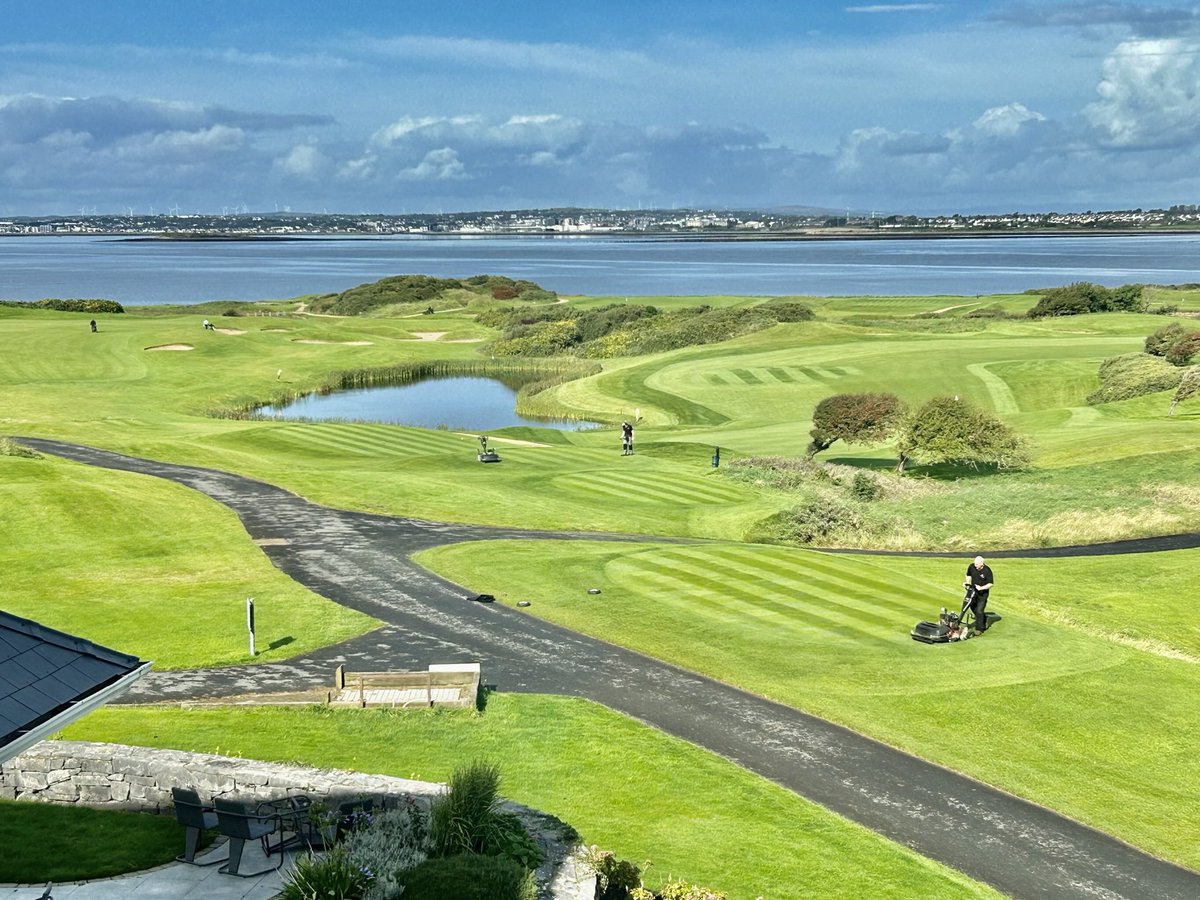 We are looking for a Seasonal Greenkeeper at @galwaybaygolf see details below on how to apply