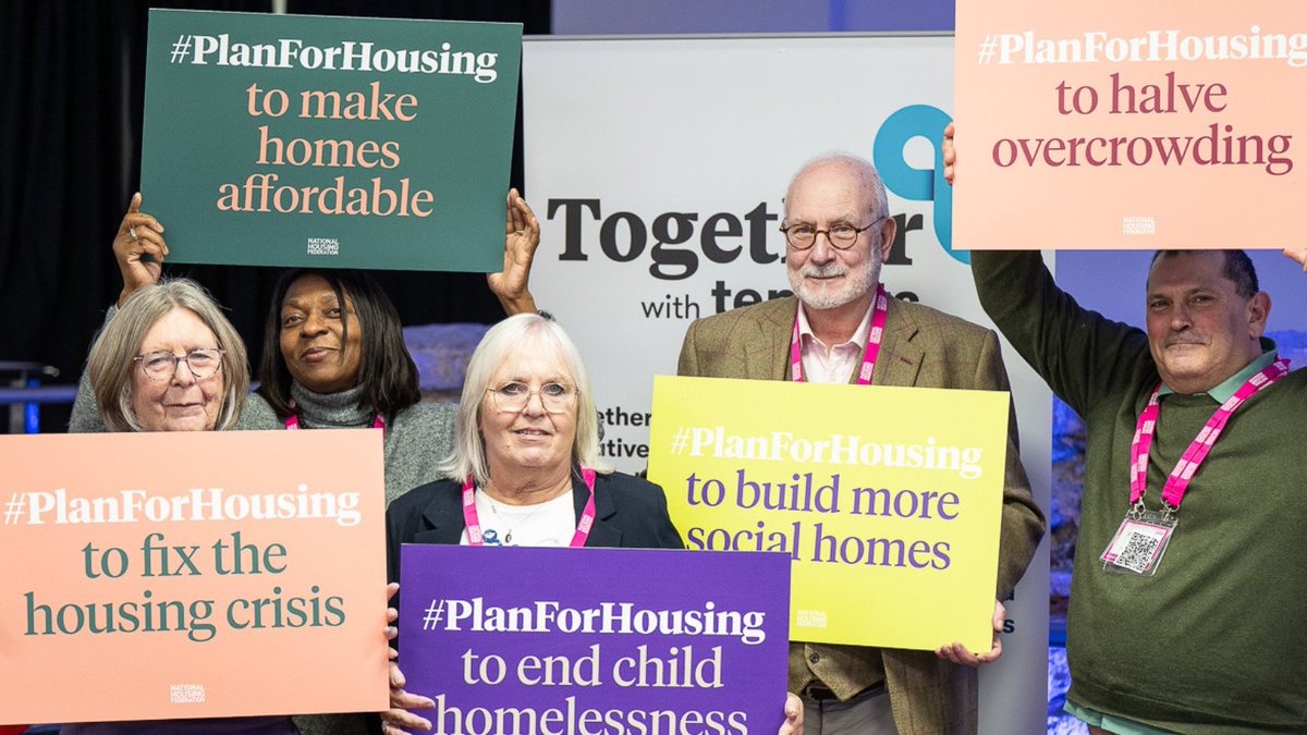 We have been talking about our long-term #PlanForHousing with members, residents, and politicians - including shadow housing minister @mtpennycook Social rented homes are the most affordable housing option and we need a #PlanForHousing that prioritises building #SocialHousing