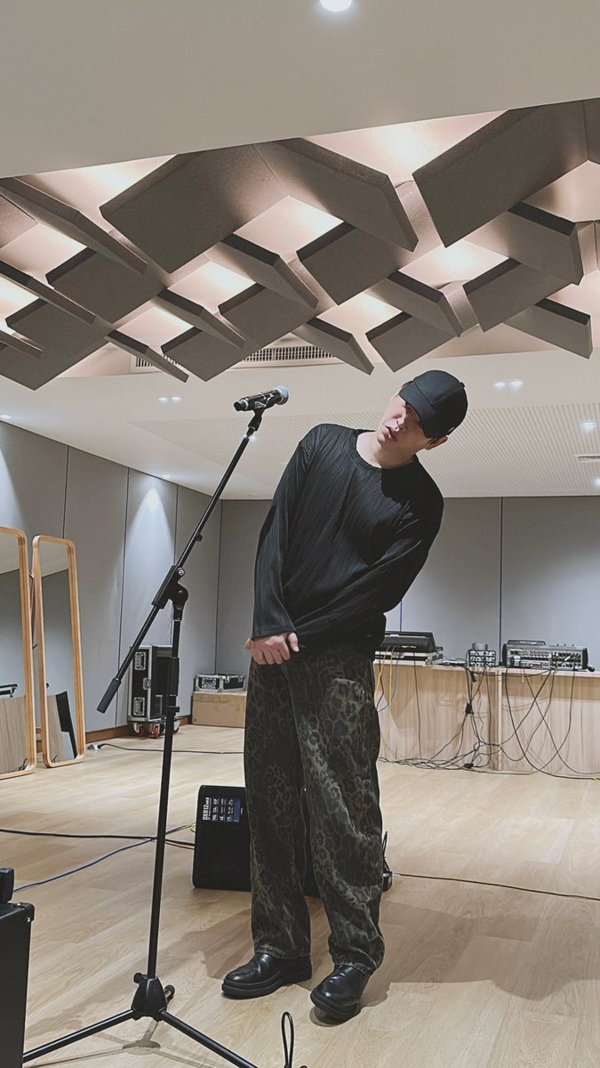 อัปเดตลุควันนี้... เฮียมาซ้อมกรุบๆ :)  🫶🏻💙 
<a href="/peckpalit/">Peck Palit</a> #เป๊กผลิตโชค #PeckPaLitChoke