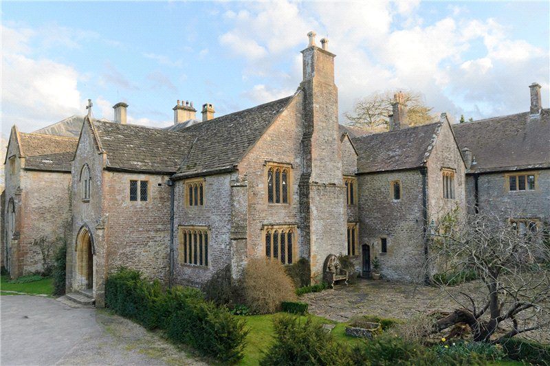 CHPPC_IHR's tweet image. #SaveTheDate - booking coming soon, 3 online workshops for new authors, #ECRs and #Twitterstorians.

16 Apr - Working with and creating images for publication

23 Apr - Working with academic publishers: processes and marketing.

7 May - Understanding and writing about buildings.