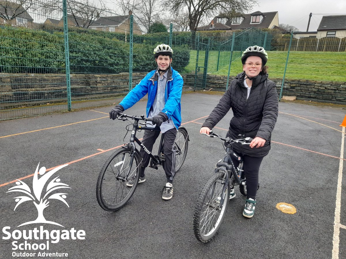HIGHFIVE to cycling on a two wheeled bike with pedals! 🚴‍♀️🚴‍♂️👏👏 #Progress #WellDone #Achievement #ProudSchool #CyclingForAll #Cycling #FrogBikes @frogbikes @FrogBikesUSA @BritishCycling @CycleKirklees @KirkleesCouncil @CyclingUK_Yorks @BikeabilityUK @muc_off @CLOtC @YorkshireTea
