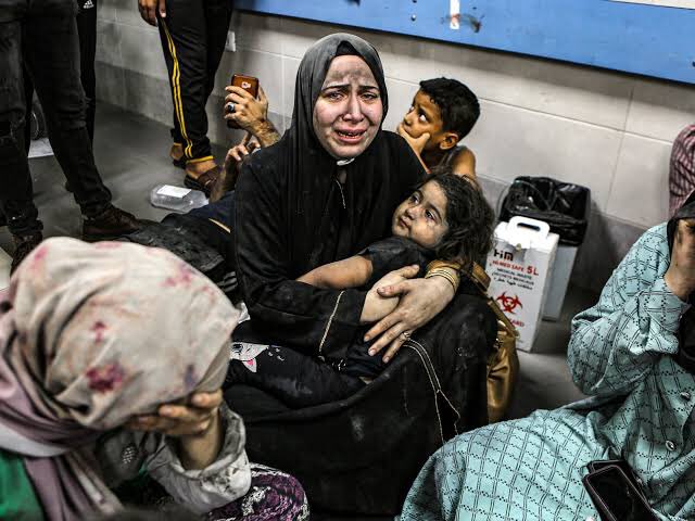 Pregnant women and children in Palestine are starving🥺

No food for Sahur💔
No food for Iftaar💔
No peace during the daytime.💔

May Allah alleviate their suffering and provide assistance to them during this blessed month of Ramadan and beyond. 🙏