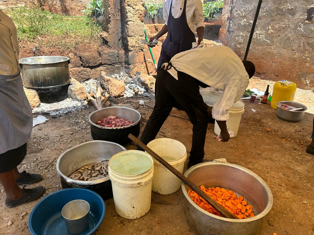 pohatv_'s tweet photo. Thank you #Murangaprisonsalonandchapati #MissMurangaPrison #SimamanaMtoto20thedition
Airbnb Jacque Maribe #WhatsApp Scripted Somalis Amerix KCSE #LGBTQ Al-Shabaab Citizen TV #SingleKiasi president ruto atbbsmall Haitians The US Boeing Joho Mason Mount Andrew Tate #Tanzania Sonko https://t.co/IoXBD5EhOS
