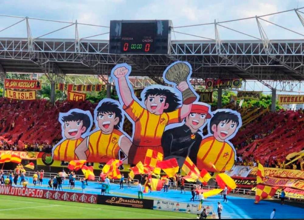 VBarCaracol's tweet image. 🚨PROMEDIOS DE ASISTENCIA EN EL FPC

✅El Deportivo Cali, es el equipo que mayor hinchada va al estadio en promedio. Le siguen Nacional y Millonarios

1⃣Cali: 25,556
2⃣Nacional: 24,008
3⃣Millonarios: 20,775
4⃣Pereira: 20,050
5⃣América: 17,048
6⃣Santa Fe: 16,014

📻#ElVBarCaracol