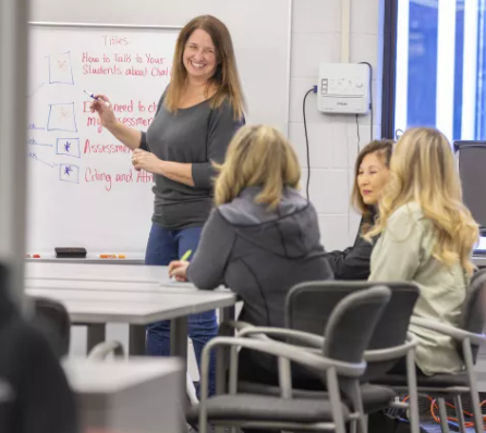 RedDeerPolytech's tweet image. Parent Night! Will your kid be attending post-secondary soon? Wednesday, March 13 | 7 - 8 pm | RDP&apos;s Main Campus
There are still spots left to register: rdpolytech.ca/events/rdp-par…

@LindsayThurber
@HHHSrdpsd

#MyRDP #RedDeerPolytechnic