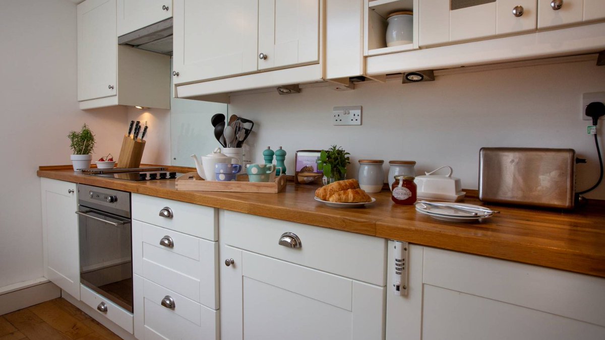 Sweetcombe Holiday Cottages tweet media