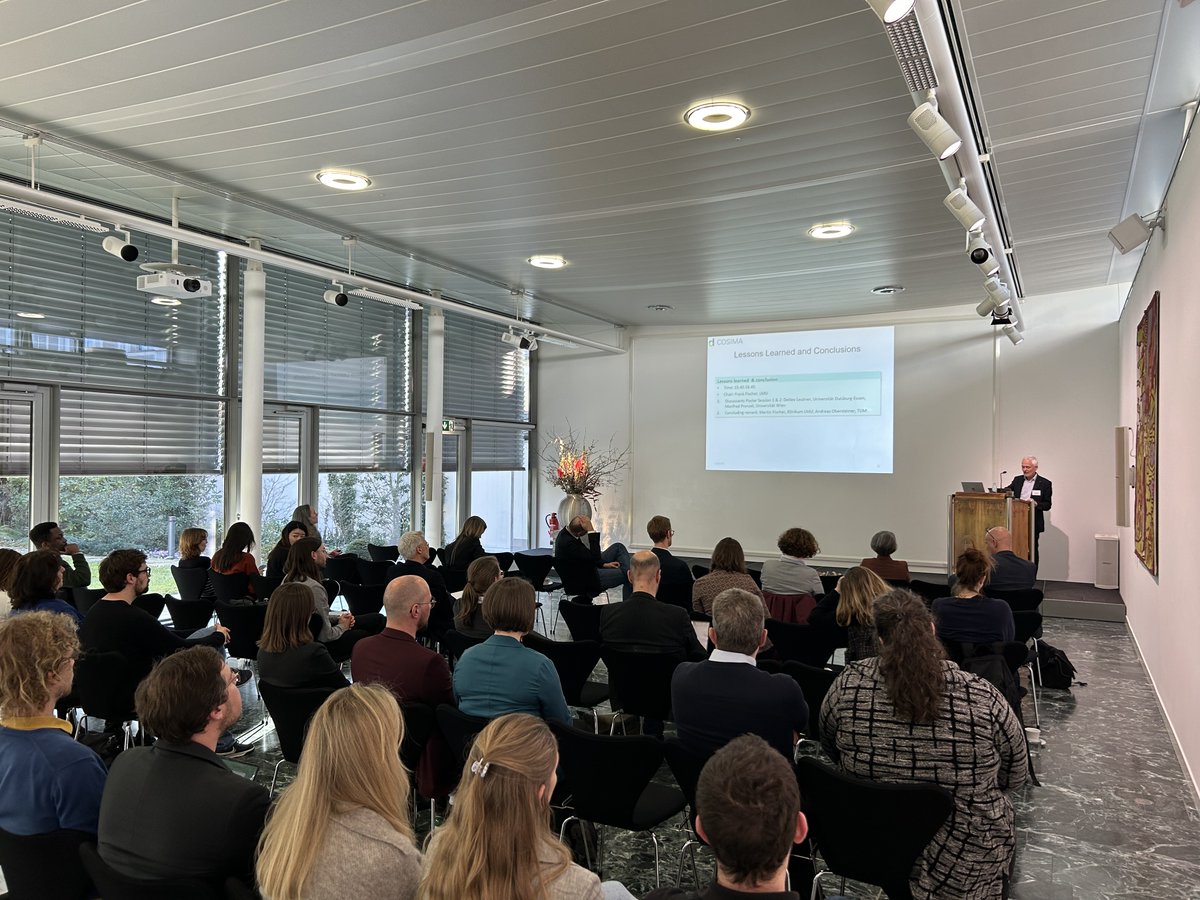 COSIMA_MUNICH's tweet photo. Bringing the event to a close, Detlev Leutner and Manfred Prenzel shared their insights on the COSIMA project, followed by concluding remarks from Martin Fischer, Andreas Obersteiner, and @frankfmunich. There were also flowers! 🌸 https://t.co/Og4S0kcltT