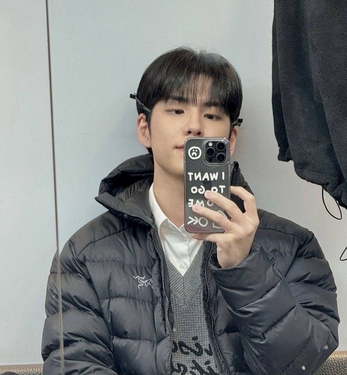 mydayswift13's tweet photo. wonpil's selcas lately >>> https://t.co/SI2tgyKAMS