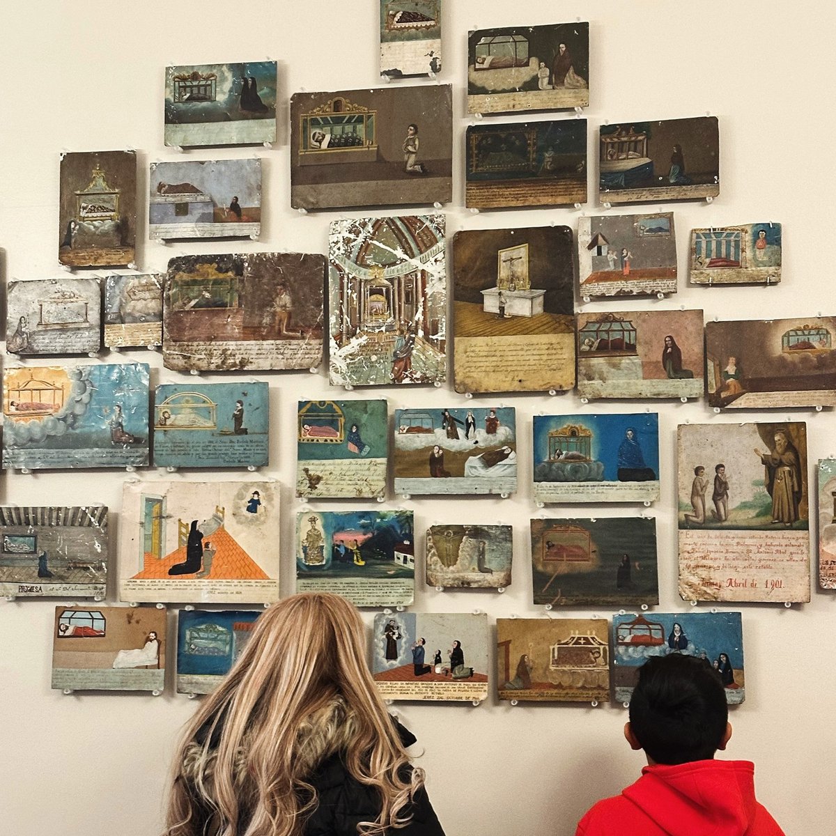 It’s the last week to check out 𝘾𝙤𝙣𝙩𝙚𝙢𝙥𝙤𝙧𝙖𝙧𝙮 𝙀𝙭-𝙑𝙤𝙩𝙤𝙨: 𝘿𝙚𝙫𝙤𝙩𝙞𝙤𝙣 𝘽𝙚𝙮𝙤𝙣𝙙 𝙈𝙚𝙙𝙞𝙪𝙢. You do not want to miss it!