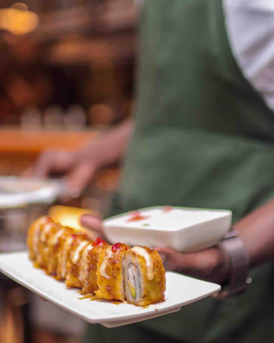 PlatinumBelt's tweet photo. Roll into Happiness! π£β¨ Join us for Sushi Wednesday and relish half-price delights on selected sushi and cocktails from 12:00-21:00. Your taste adventure starts here! ππ₯’ #SushiSpectacle #CocktailCraze #WednesdayIndulgence https://t.co/2Y1bF6z7T2