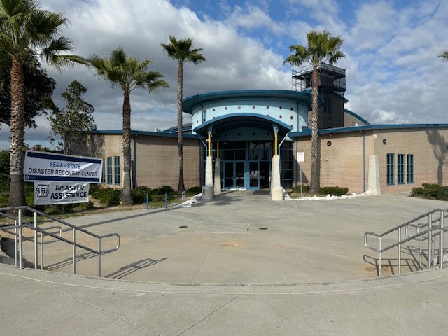 .@Cal_OES, @SanDiegoCounty, & @FEMA opened Disaster Recovery Centers in San Diego County. Specialists are available to help all survivors from the January severe storms & flooding. Mountain View Community Center and Spring Valley Library are open 10 a.m. to 7 p.m. PT, daily.
