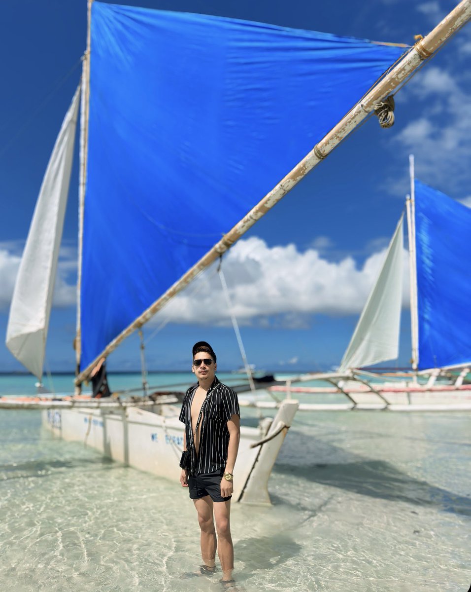 Emerutpamperut's tweet photo. Boracay Days ❤️❤️❤️ https://t.co/h6RGH5pgjY