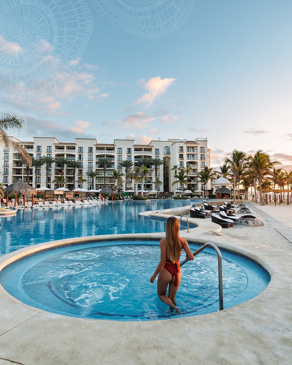 Stepping into pure happiness. #HyattZivaLosCabos #TravelTuesday