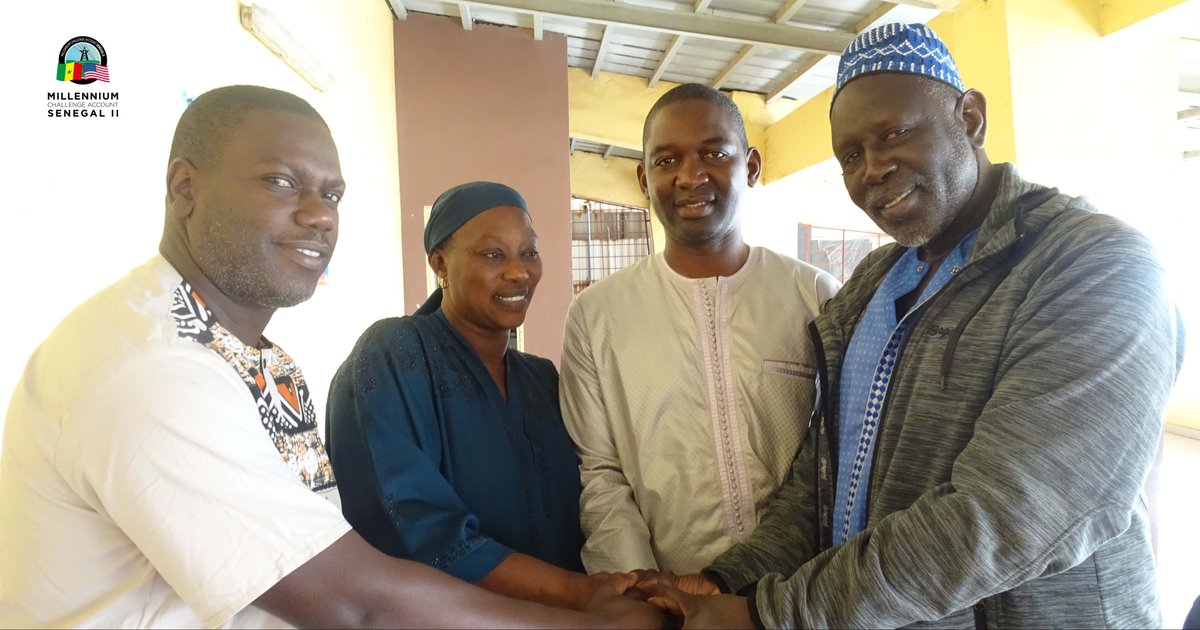 MCA_Senegal_II's tweet photo. Dans le cadre du développement à long terme du réseau électrique Haute Tension (#HT) autour de Dakar, le Projet Transport d’électricité du Millennium Challenge Account- Sénégal II (#MCASénégal2) compte installer deux câbles sous-marins de 225kV dans la baie de Gorée. (1/2) https://t.co/IpthbTTonU