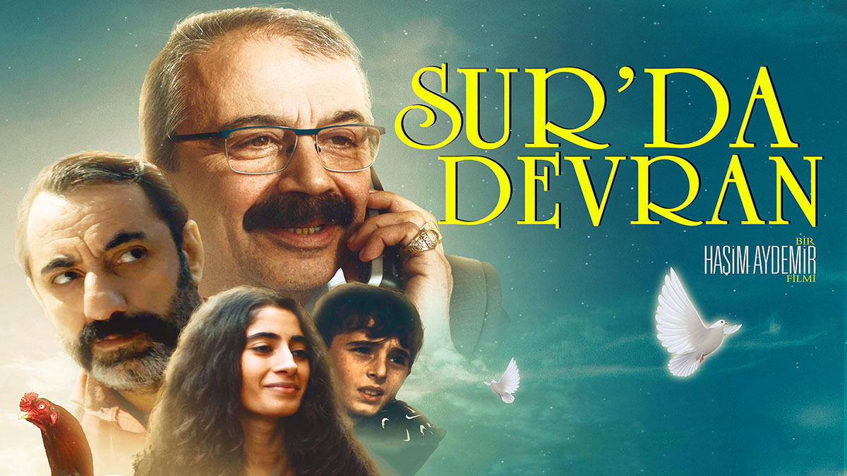 Sur'da Devran (2023) #HasimAydemir #MustafaYalcin #YukselUnal #SirriSureyyaOnder #NazmiKirik #MesutErenci Mehr auf: movienized.com/surda-devran/