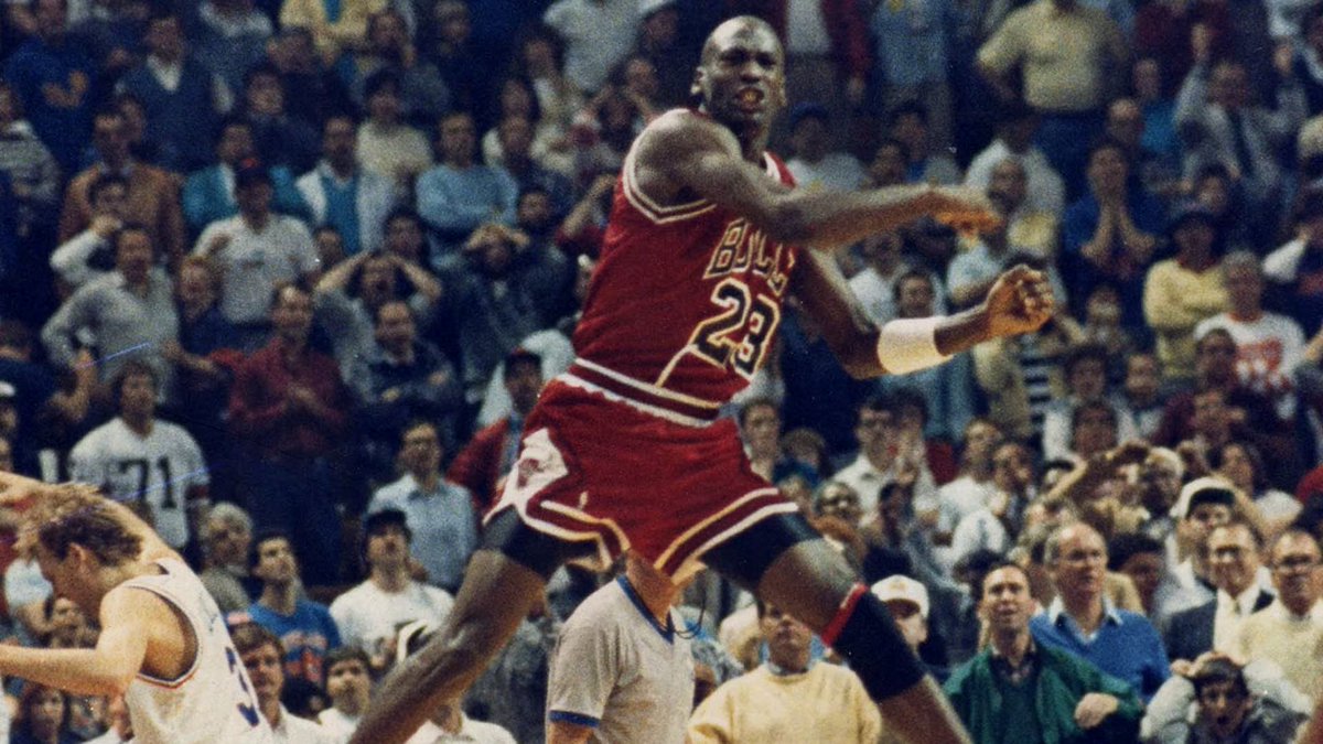 OinkFish_Pigs's tweet photo. Michael Jordan vs. the #2 defense Cavs in the 1989 First Round
▫️39.8 PPG
▫️8.2 APG (4.2 TOV)
▫️5.8 RPG (1.6 ORPG)
▫️3.4 StcksPG
▫️52/40/82 Splits
▫️60% TS (+6% rTS)
▫️44 Points on 58% TS in game 5
▫️Elite Shotmaking
▫️Elite Playmaking and Gravity
▫️Iconic GW in G5
#GOATFC 🐐 https://t.co/0hoA1KNmqi