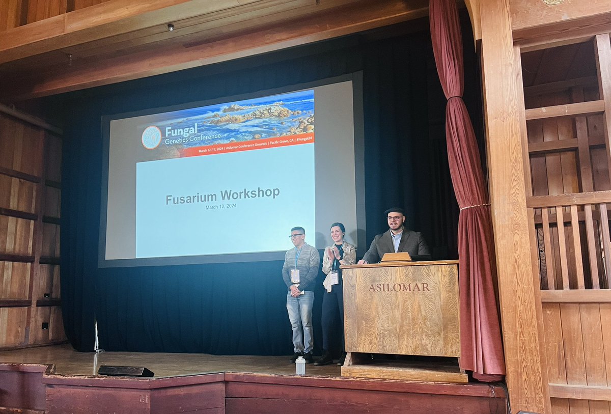 Well attended #fusariumworkshop at #fungal24 with workshop organizers <a href="/BarleyPathology/">Thomas Baldwin</a> <a href="/Slavi_Jan/">Slavica Janevska</a> <a href="/DMtz_Soto/">Domingo Martínez-Soto</a>