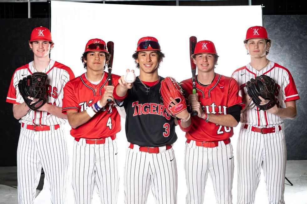 BASES LOADED: No. 3 Katy could contend for State Title in 2024 The Tigers were within throwing distance of reaching the UIL State Tournament a year ago, before falling just short against the state runner-up Pearland. READ:vype.com/Texas/Houston/…