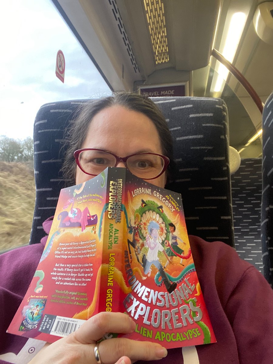 authorontheedge's tweet photo. Forgot to bring a book for my train journey home. Forced to read this nonsense 😂
#AlienApocalypse 
#InterdimensionalExplorers https://t.co/Q5oVSveO7P