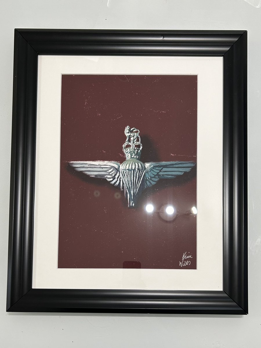 Two cap badge certified and signed framed prints outgoing to charity @TheParachuteReg #ParachuteRegiment #SpecialAirService