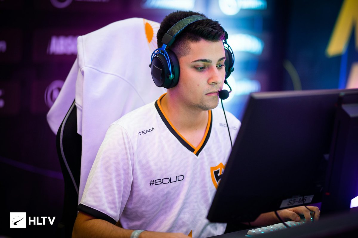 TeamSolid_of's tweet image. Se liga que a SUA 🫵 #SOLIDCS tem DOIS compromissos IMPORTANTÍSSIMOS hoje:

⏰ 15:00
🏆 @euproleague_ 
🆚 @FURIA Academy

⏰ 20:00
🏆@REScircuit_EN 
🆚 adalYamigos

os jogos serão transmitidos no SOLIDtv com o nosso querido @EdHunterCS!

#goSOLID 🦏