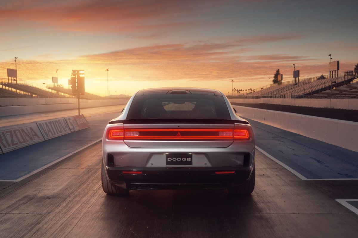 DriversAutoMart's tweet photo. #musclecar

The 2024 #DodgeCharger 🚘 is designed with a modern muscular exterior 💪 that focuses on function, avoids excess and subtly acknowledges inspiration from the clean, timeless lines of its predecessors. #Dodge #Charger ⚡

https://t.co/SGXRWJ8SDa https://t.co/idqss8DKU6