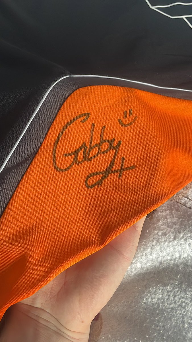 Zardiffy's tweet photo. Thank you @ItGabby_ &amp; @FNATIC for this incredible Jersey this is absolutely amazing I love it! 🥹

(Thank you for all the extra goodies Gabby!) 🫶🏼🫶🏼🫶🏼 https://t.co/bVzsoF3XXG