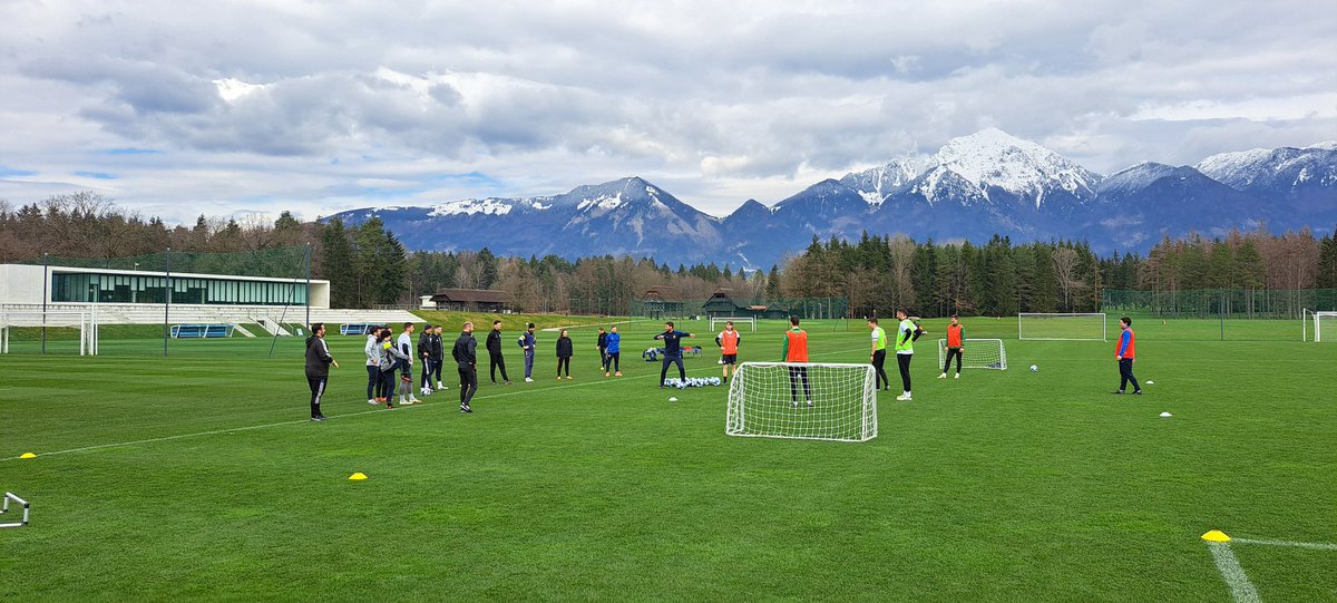 KolmanSasa's tweet image. Every year and with each course we try to make experience in education better for our coaches. 2nd edition of UEFA Youth B course and cant wait for June when we start with UEFA Elite Youth A for the first time. 
🇸🇮⚽️📖👩‍🎓
#realitybasedlearning #adultlearningprinciples
#improving