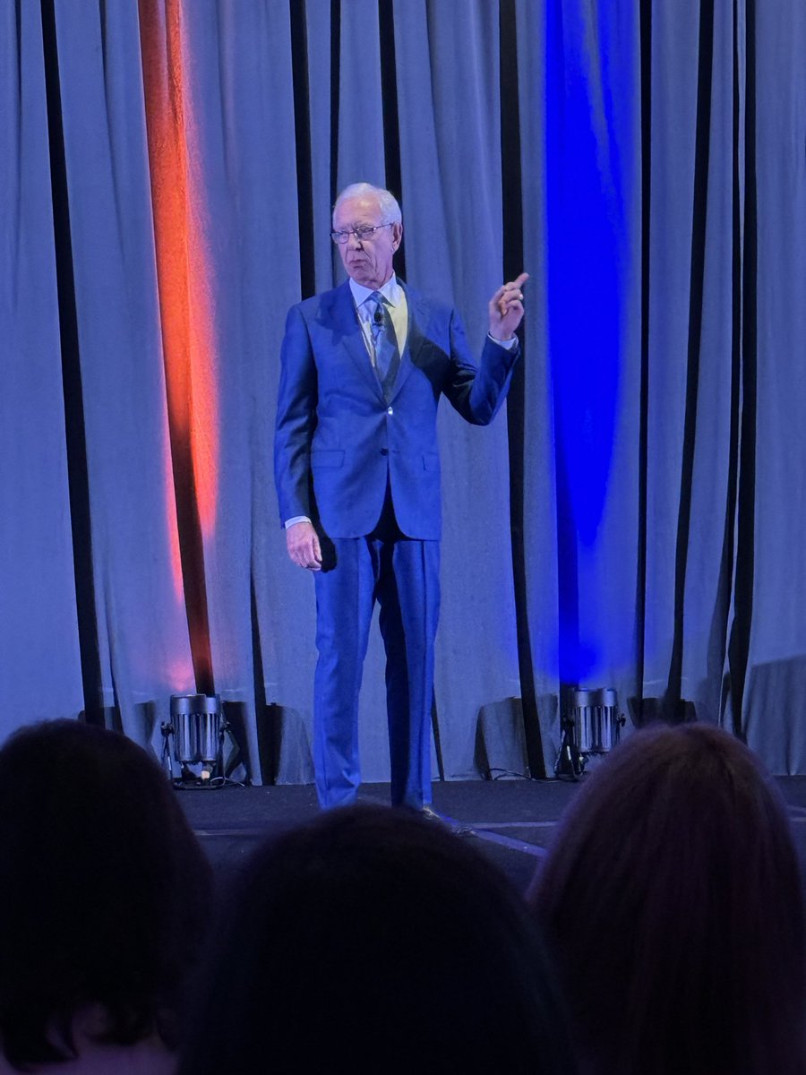 Inspiring talk by Ambassador Sullenberg for National Patient Safety Week and the importance of creating and following routine safety protocols as a team to prepare for the unexpected #Palooza2024