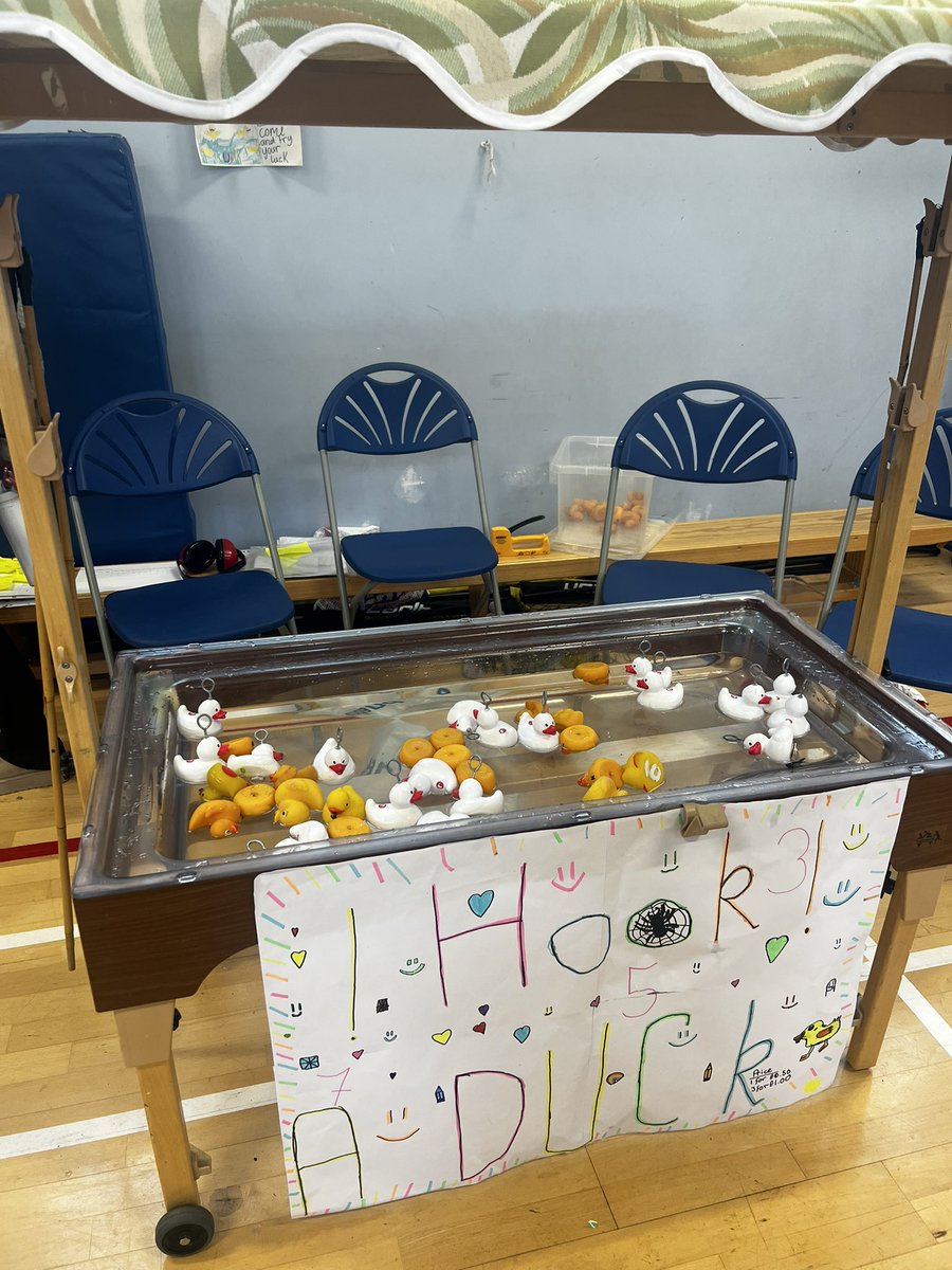 BraeheadPS's tweet photo. What a superb job Miss Houston and the Primary 7’s did today at their ‘Make £5 Grow’ event! The whole school came along to take part and the Primay 7’s were perfect hosts. Well done everyone! #TeamBraehead https://t.co/5LOVp82xg3