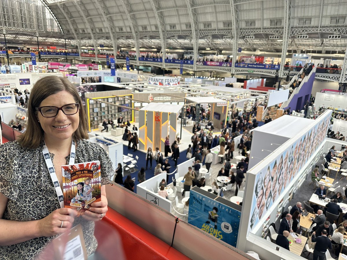 Brilliant day @londonbookfair networking and talking to some inspirational people 🏏📕

#LBF2024 #selfpublishing #selfpublishedauthor #ingramspark #reprobooks #tessandeddie #cricketbooks #mgbooks