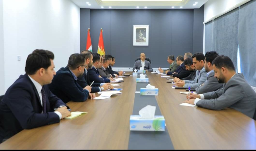 KaifyaliAli's tweet photo. Exlancy minster of Ministry of Municipalities meet with the General Director of Antiquities and Heritage and  all Directorate  of Governorates  discussing a report on challenges and taking the necessary decision regarding them, along with presenting specific Report. https://t.co/EQAphpV4f8