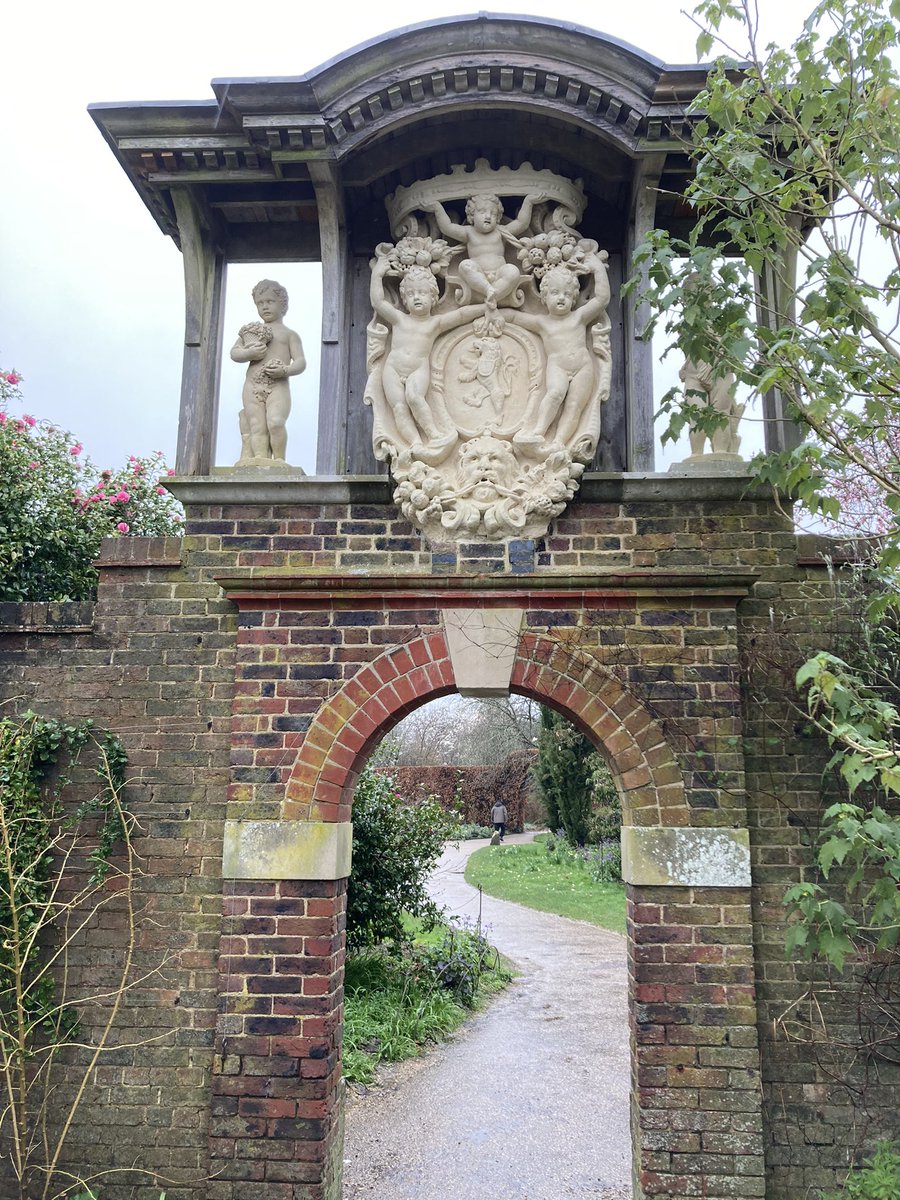 holly_p9's tweet photo. Took advantage of #NationalLottery Open Week, and had a cheeky trip to @NymansNT for the cost of a Lotto ticket. We even joined a lovely guided walk with volunteer Dorothy. @Cvife 

https://t.co/YS70Lgibei https://t.co/wFezlTkNG0