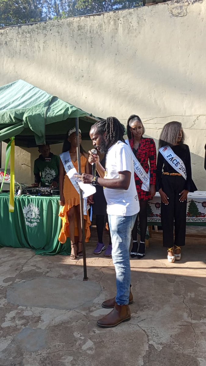 dreadlocks254's tweet photo. Thank you #Murangaprisonsalonandchapati #MissMurangaPrison #SimamanaMtoto20thedition
Airbnb Jacque Maribe #WhatsApp Scripted Somalis Amerix KCSE #LGBTQ Al-Shabaab Citizen TV #SingleKiasi president ruto atbbsmall Haitians The US Boeing Joho Mason Mount Andrew Tate #Tanzania Sonko https://t.co/Ay4eb7x51R