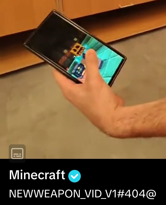 HMMMMM new Minecraft weapon hmmmmmmm