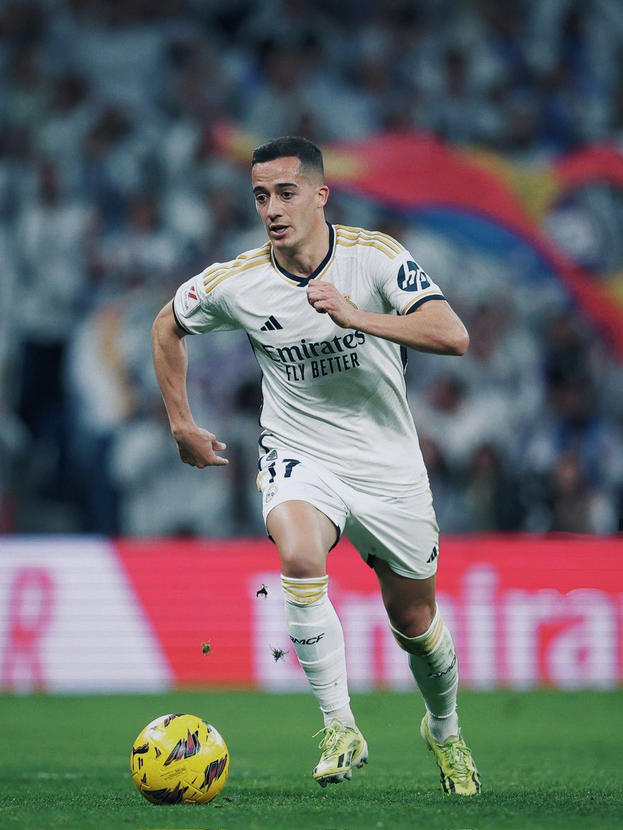 MadridXtra's tweet photo. Would you like to see Lucas Vazquez renew with Real Madrid? 💭 https://t.co/PDuEuVSOj2